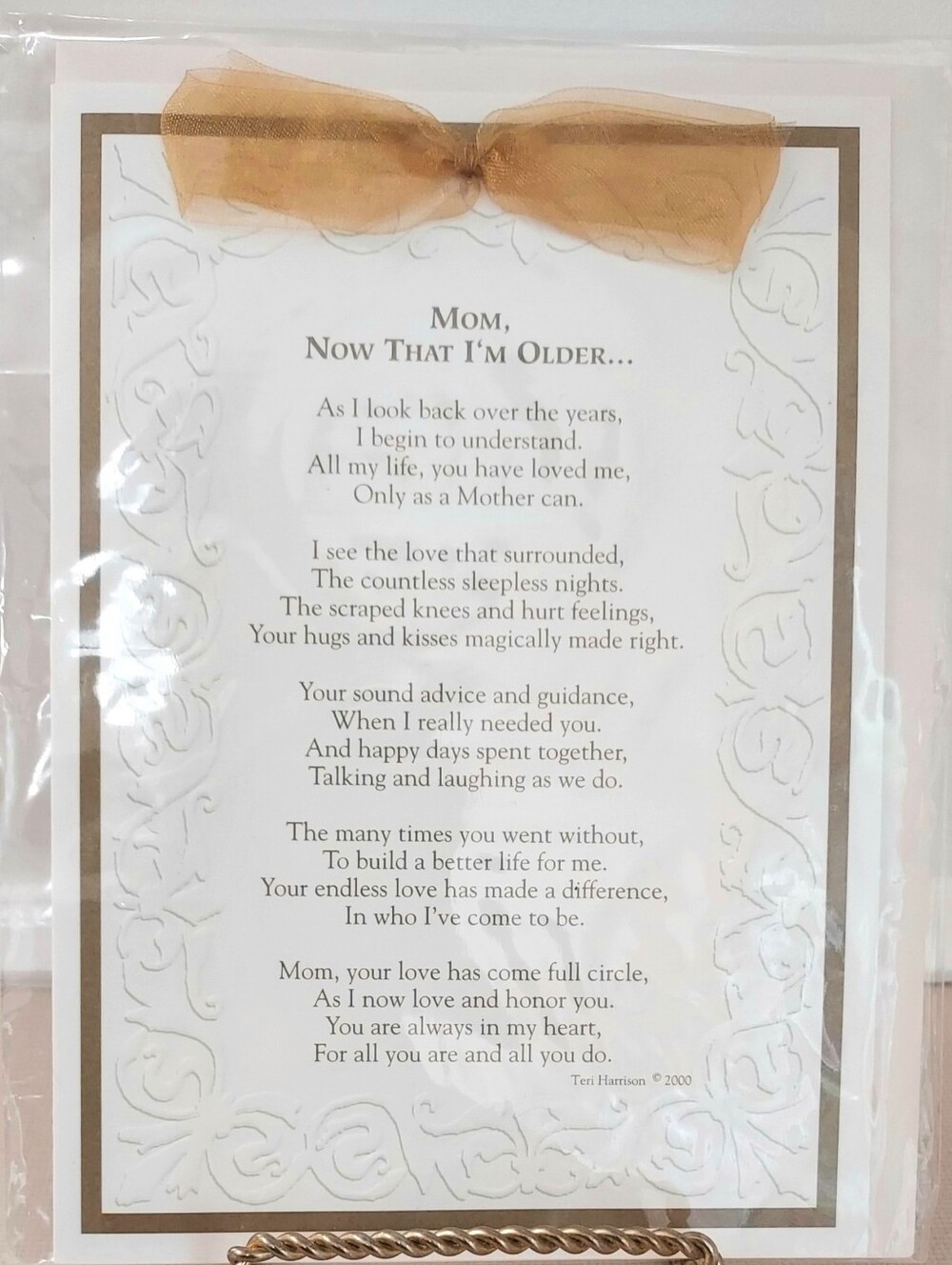 Sentimental 'Mom, Now That I'm Older' Poem Greeting Card - Gold Ribbon NWT